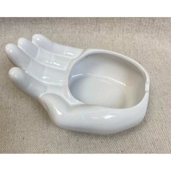 Urban Outfitters Hand dish 🪴 - Picture 6 of 7